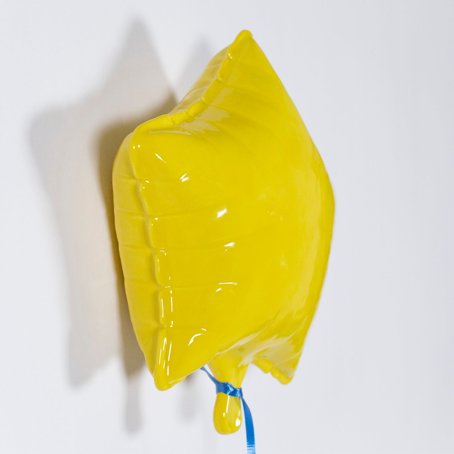 Balloon Sculpture - Yellow Star Mini