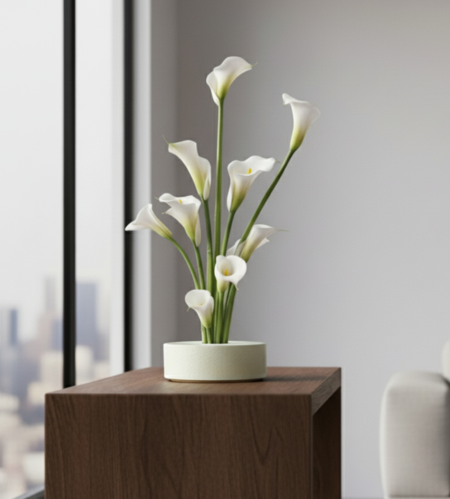 Ikebana Vase in White Quartz